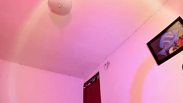 Snapshot of Miss_oliviaa chatting on September 23, 2025, 4:58 pm Miss oliviaa online show from September 23, 2025, 4:58 pm