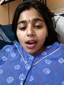 Snapshot of Sweet-Rani chatting on May 15, 2026, 5:44 pm Sweet-Rani online show from May 15, 2026, 5:44 pm