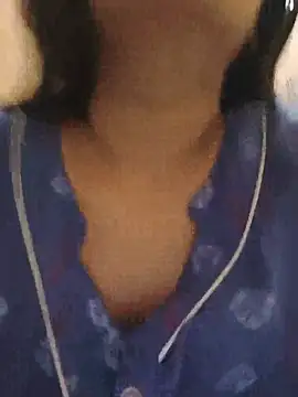 Snapshot of Sweet-Rani chatting on May 19, 2026, 5:42 pm Sweet-Rani online show from May 19, 2026, 5:42 pm