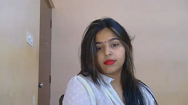Snapshot of Sweet-Rani chatting on April 16, 2026, 2:51 pm Sweet-Rani online show from April 16, 2026, 2:51 pm