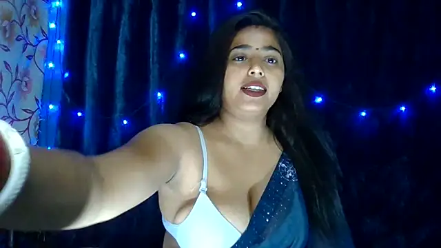 Snapshot of Sweet-Rani chatting on March 19, 2025, 1:21 am Sweet-Rani online show from March 19, 2025, 1:21 am