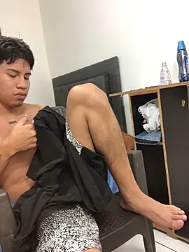 logannth online show from October 31, 2025, 8:00 am