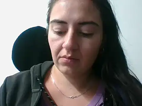  karlie kloss  online show from January 23, 2025, 2:33 am