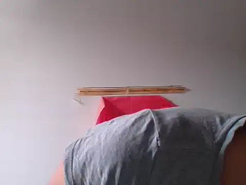  karlie kloss  online show from September 18, 2025, 5:05 pm