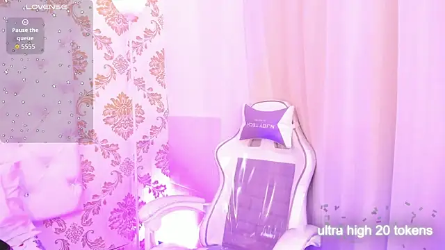 Snapshot of emaa_lambert chatting on February 25, 2026, 11:54 am emaa lambert online show from February 25, 2026, 11:54 am