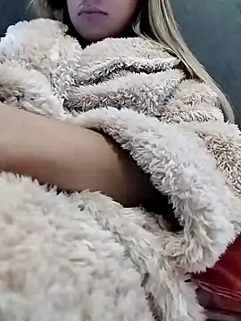 fofinhaa12 online show from October 22, 2025, 12:26 pm