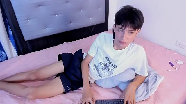 Snapshot of Johhan__Lee chatting on January 23, 2025, 3:54 pm Johhan Lee online show from January 23, 2025, 3:54 pm