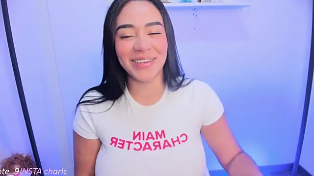 Snapshot of kristynmassey chatting on March 17, 2025, 8:51 pm kristynmassey online show from March 17, 2025, 8:51 pm