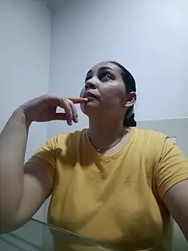 Snapshot of MirandaSoto chatting on March 5, 2026, 3:58 am MirandaSoto online show from March 5, 2026, 3:58 am