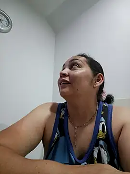 Snapshot of MirandaSoto chatting on April 9, 2026, 3:41 am MirandaSoto online show from April 9, 2026, 3:41 am