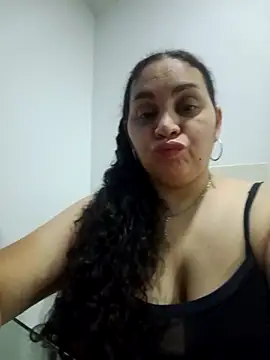 Snapshot of MirandaSoto chatting on March 7, 2026, 5:47 am MirandaSoto online show from March 7, 2026, 5:47 am