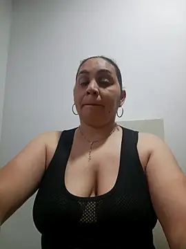 Snapshot of MirandaSoto chatting on March 13, 2026, 4:17 am MirandaSoto online show from March 13, 2026, 4:17 am