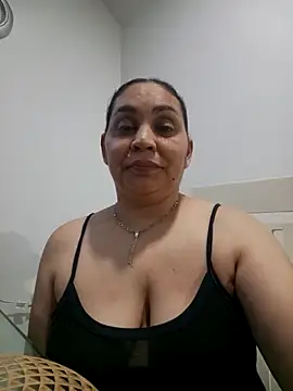 Snapshot of MirandaSoto chatting on March 19, 2026, 3:39 am MirandaSoto online show from March 19, 2026, 3:39 am