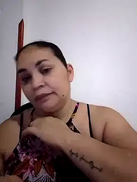 Snapshot of MirandaSoto chatting on March 11, 2025, 4:29 pm MirandaSoto online show from March 11, 2025, 4:29 pm