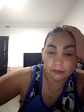 Snapshot of MirandaSoto chatting on March 10, 2025, 3:41 pm MirandaSoto online show from March 10, 2025, 3:41 pm