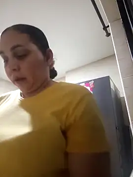 Snapshot of MirandaSoto chatting on February 21, 2026, 2:57 am MirandaSoto online show from February 21, 2026, 2:57 am