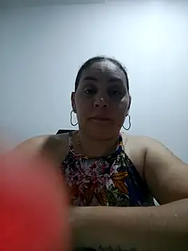Snapshot of MirandaSoto chatting on September 14, 2025, 4:02 am MirandaSoto online show from September 14, 2025, 4:02 am