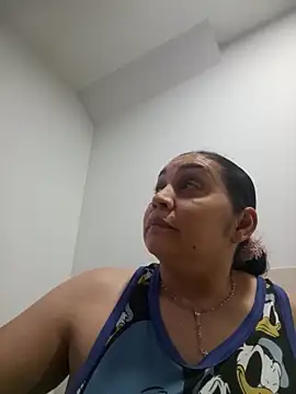 Snapshot of MirandaSoto chatting on April 7, 2026, 3:41 am MirandaSoto online show from April 7, 2026, 3:41 am