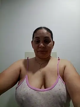 Snapshot of MirandaSoto chatting on March 26, 2026, 4:11 am MirandaSoto online show from March 26, 2026, 4:11 am