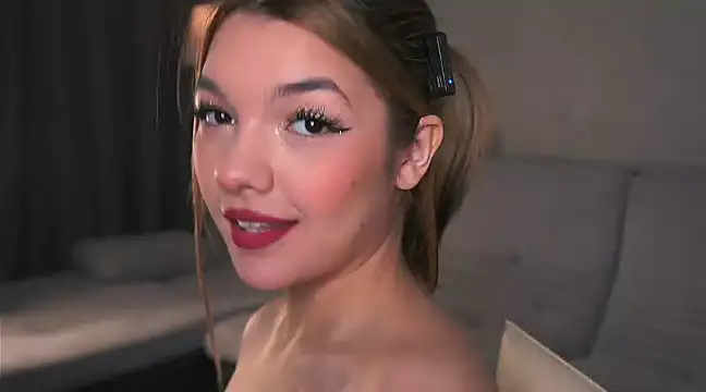 VeronaAppleberry online show from March 20, 2025, 3:02 am