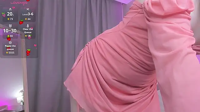 Snapshot of Genne_Tierney chatting on November 7, 2025, 12:59 am Genne Tierney online show from November 7, 2025, 12:59 am