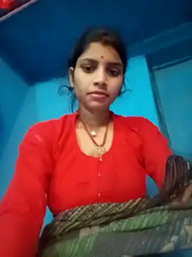 Nisha Cute online show from November 3, 2025, 2:17 am