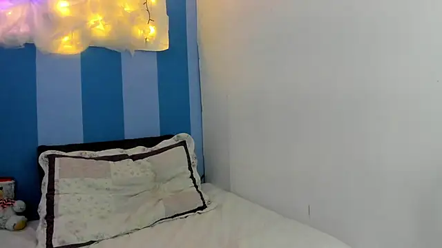 britny clouds online show from December 24, 2024, 4:08 pm