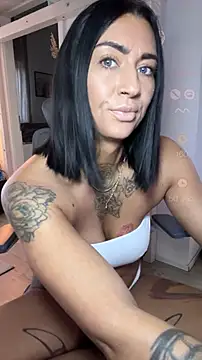 IntiMia online show from February 26, 2026, 7:30 am