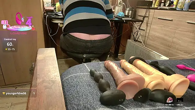 Snapshot of misteryman1956 chatting on October 1, 2025, 6:12 pm misteryman1956 online show from October 1, 2025, 6:12 pm