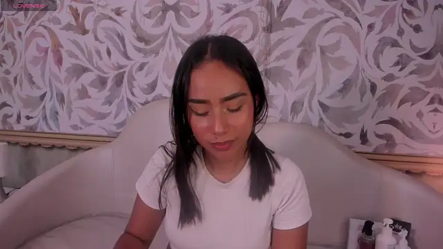 sheyla sweet18 online show from February 7, 2025, 1:53 pm