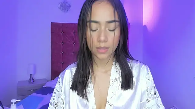 sheyla sweet18 online show from March 4, 2025, 3:48 pm