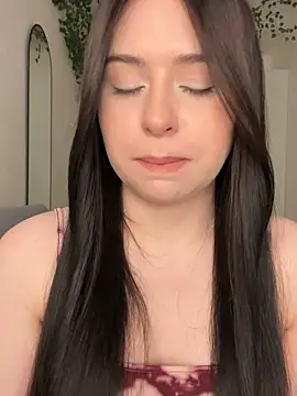  SweetCandyy online show from October 17, 2025, 7:26 pm