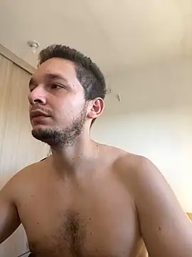 Snapshot of LabronsAd chatting on December 13, 2024, 7:21 pm LabronsAd online show from December 13, 2024, 7:21 pm