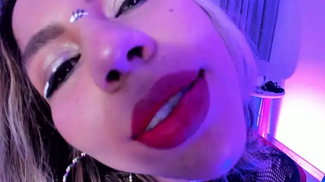 Snapshot of delilah_fix chatting on February 16, 2026, 9:24 pm delilah fix online show from February 16, 2026, 9:24 pm