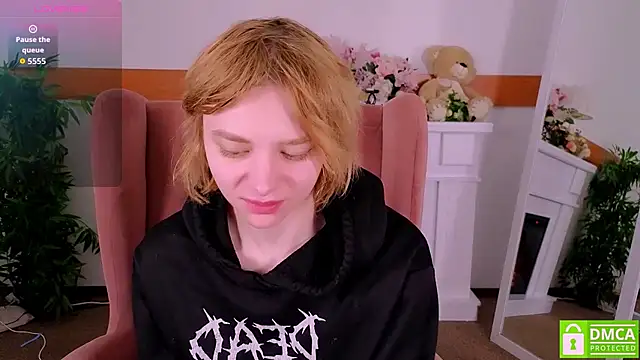 MirraBellanta online show from February 4, 2026, 11:11 pm