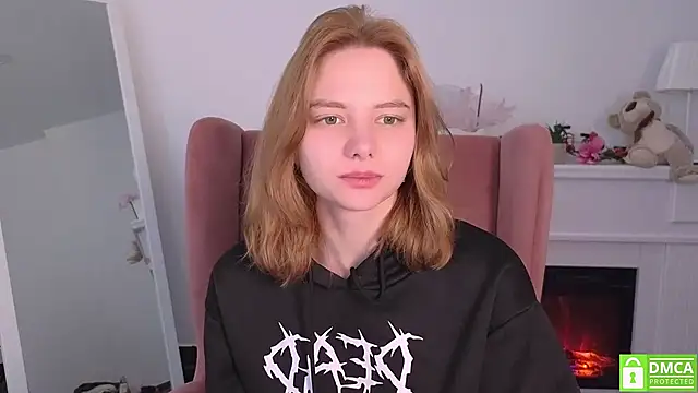 Snapshot of MirraBellanta chatting on October 10, 2025, 9:37 pm MirraBellanta online show from October 10, 2025, 9:37 pm