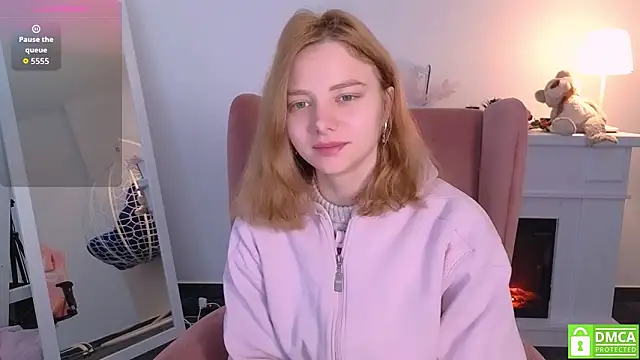 Snapshot of MirraBellanta chatting on October 9, 2025, 8:42 pm MirraBellanta online show from October 9, 2025, 8:42 pm