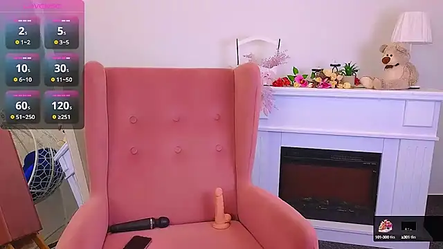 Snapshot of MirraBellanta chatting on March 13, 2025, 9:05 pm MirraBellanta online show from March 13, 2025, 9:05 pm