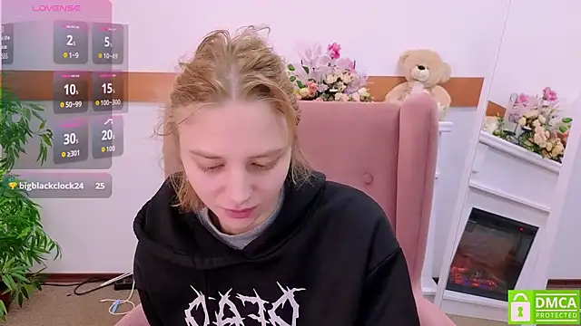 MirraBellanta online show from December 13, 2025, 10:49 pm