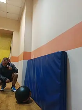 Snapshot of Crek666 chatting on February 10, 2026, 5:50 am Crek666 online show from February 10, 2026, 5:50 am