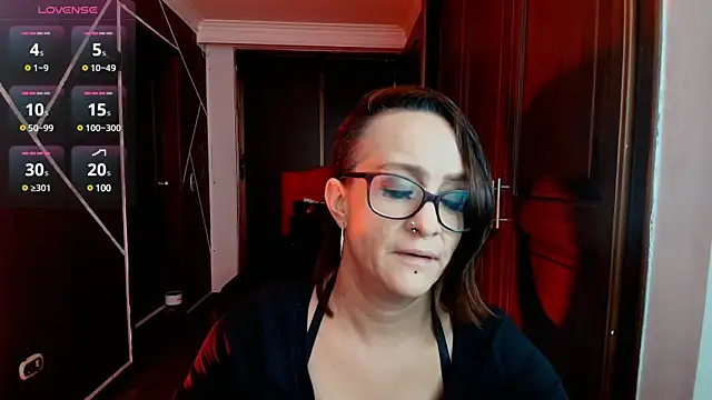 Snapshot of NatashaMason_ chatting on February 18, 2025, 11:44 am NatashaMason online show from February 18, 2025, 11:44 am