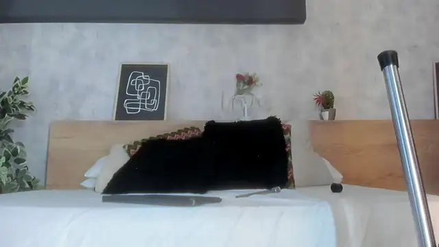 karina gomez 18 online show from March 9, 2026, 11:36 am