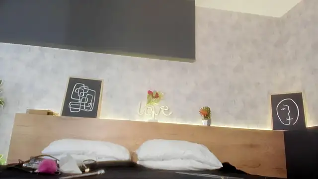 karina gomez 18 online show from March 8, 2026, 11:35 am