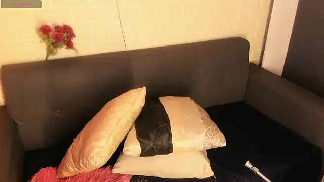 Snapshot of karina_gomez_18 chatting on October 18, 2025, 11:34 am karina gomez 18 online show from October 18, 2025, 11:34 am