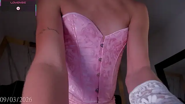 Snapshot of Bylie_Hills chatting on March 9, 2026, 9:18 pm Bylie Hills online show from March 9, 2026, 9:18 pm