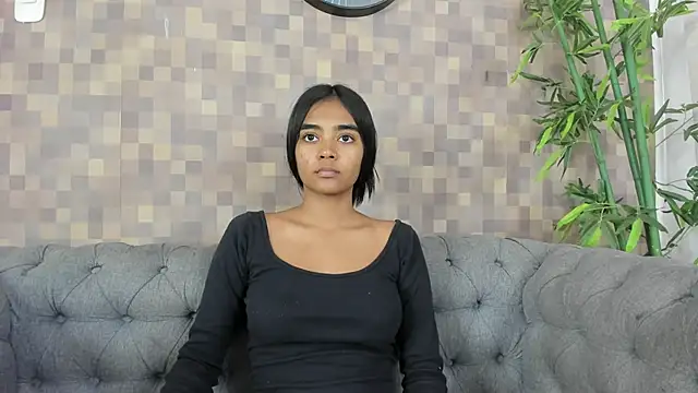 Snapshot of julieta_aguilar1 chatting on November 8, 2025, 7:39 pm julieta aguilar1 online show from November 8, 2025, 7:39 pm