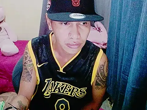 Snapshot of Indaypakay_ts chatting on December 21, 2025, 12:24 am Indaypakay ts online show from December 21, 2025, 12:24 am