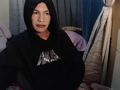 Snapshot of Indaypakay_ts chatting on February 20, 2026, 7:10 am Indaypakay ts online show from February 20, 2026, 7:10 am