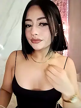 Snapshot of Nanda_Vixen chatting on September 13, 2025, 12:16 pm Nanda Vixen online show from September 13, 2025, 12:16 pm