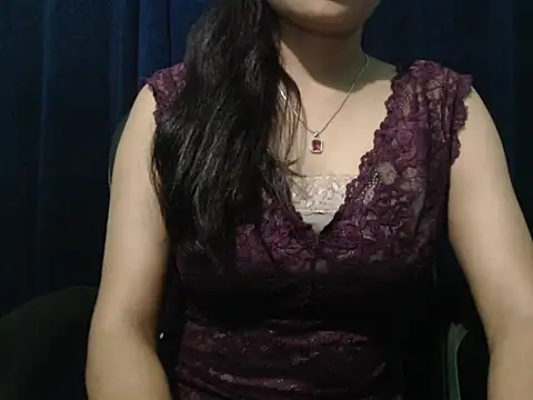 Snapshot of Yashi chatting on May 25, 2026, 4:06 pm Yashi online show from May 25, 2026, 4:06 pm